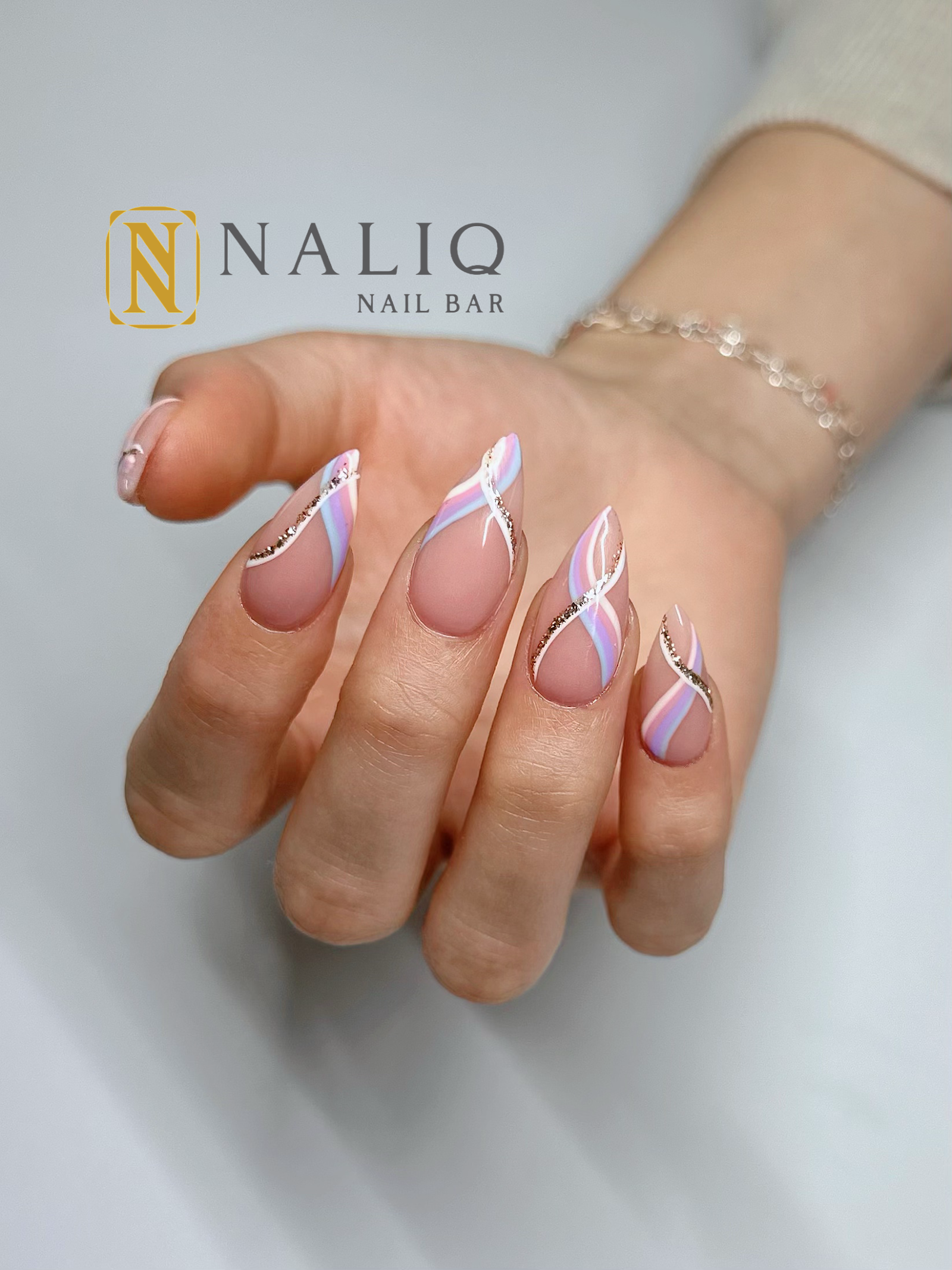 Naliq Nail Bar nail photo 8